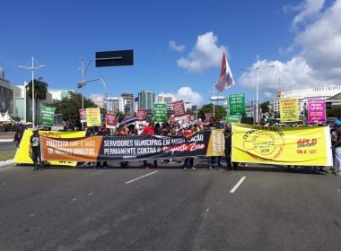 Professores municipais decretam fim da greve em Salvador; aulas retornam nesta terÃ§a