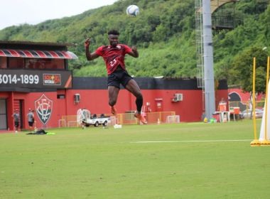 VitÃ³ria finaliza preparaÃ§Ã£o para enfrentar o ParanÃ¡; Jordy Caicedo deve ser titular