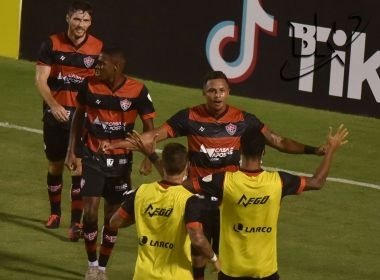 No apagar das luzes, Vitória bate o Altos-PI e está na semifinal da Copa do Nordeste