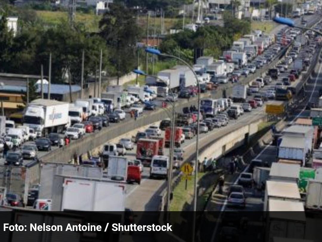 Greve dos caminhoneiros está prevista para 1º de fevereiro, diz presidente  da ANTB | Cebolinha Notícias