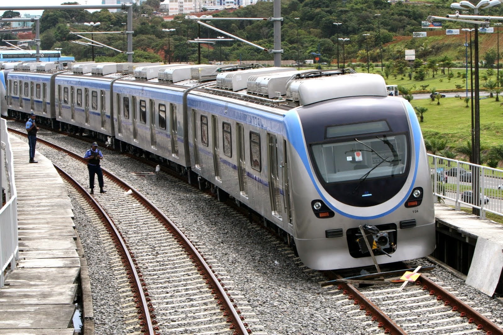 Resultado de imagem para Metrô reduz intervalo entre trens na Linha 1 salvador