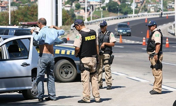 Resultado de imagem para Polícia Rodoviária inicia operação especial para feriado de 12 de Outubro