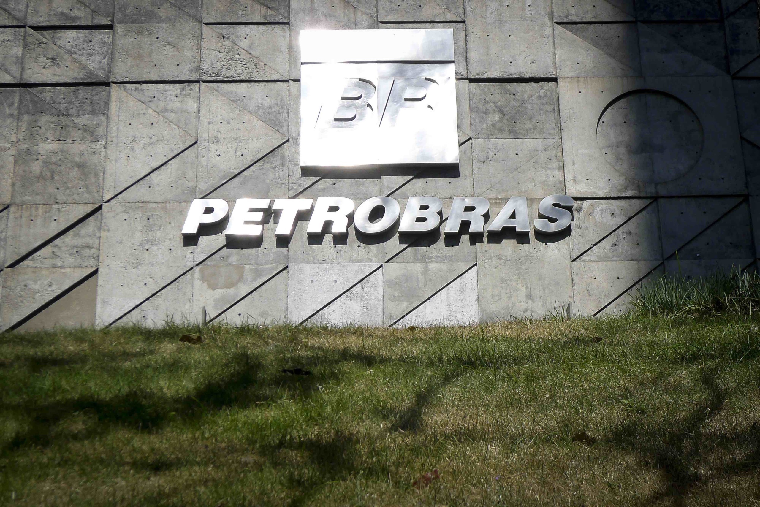 Resultado de imagem para Petrobras elege novo diretor de GovernanÃ§a e Conformidade