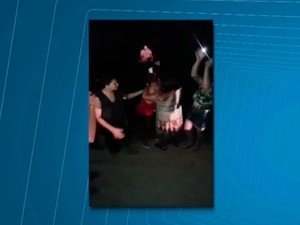 Vídeo mostrou mostra momento em que menina foi resgatada  (Foto: Reprodução / TV São Francisco)