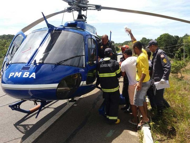 Graer ajudou no resgate dos feridos em acidente na Estrada do Coco, na Bahia (Foto: Divulgação/Graer)