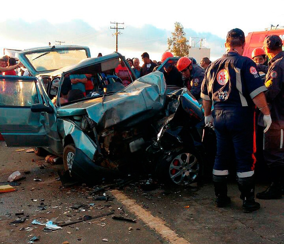 Casal de idosos morreu em grave acidente na BR-116, sudoeste da Bahia (Foto: PRF/ Divulgação)