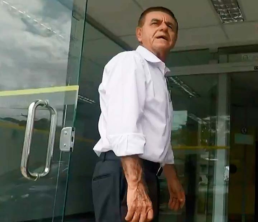 Advogado JoÃ£o Lopes de Oliveira, suspeito de fraudes em licitaÃ§Ãµes, Ã© excluÃ­do de processo apÃ³s ser dado como morto na Bahia â?? Foto: ReproduÃ§Ã£o/TV Bahia