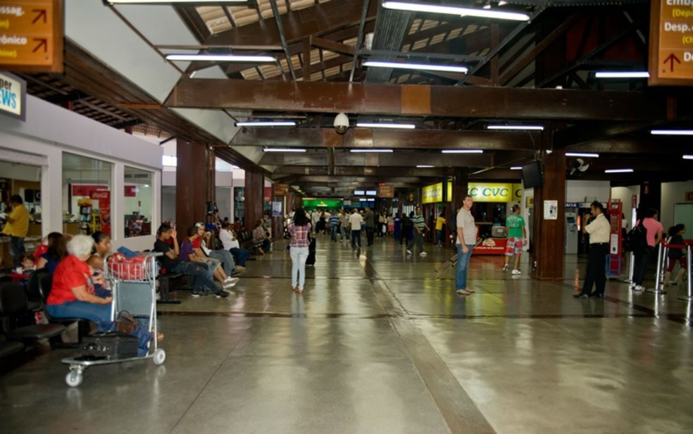 Tempo instável provoca alterações em voos que partiriam para Porto Seguro, na Bahia (Foto: Reprodução/Sinart)