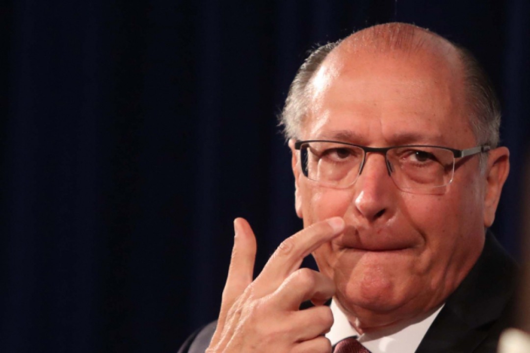 Resultado de imagem para MP denuncia ex-secretÃ¡rio de Alckmin por propinas de R$ 289 mil da Camargo CorrÃªa