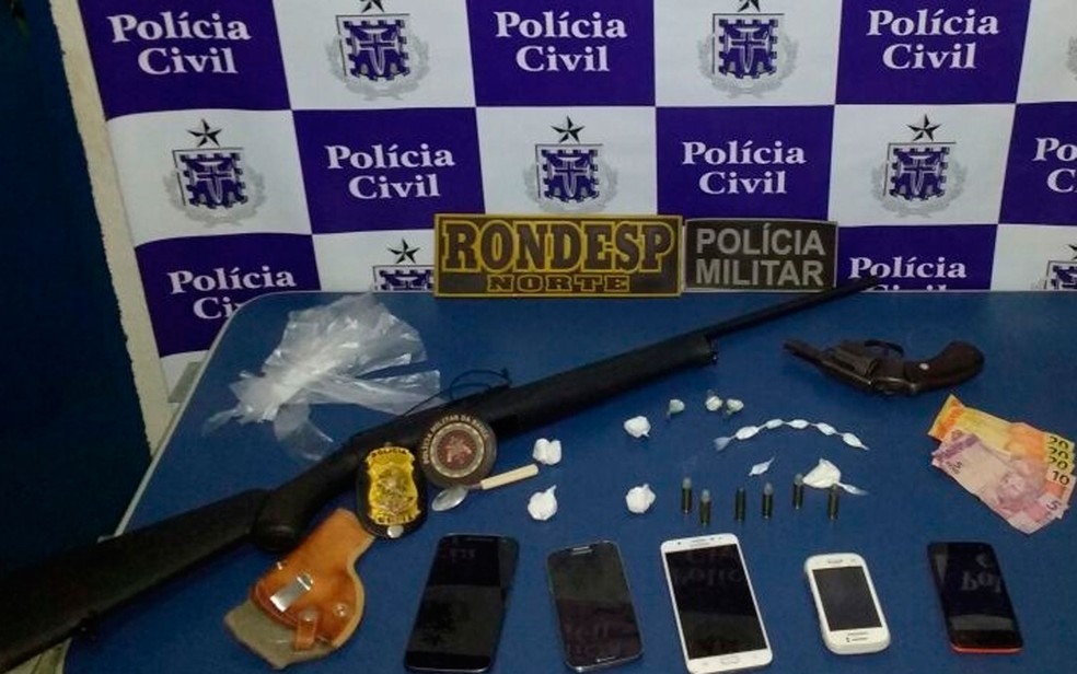 Operação aprendeu drogas e armas no norte da Bahia (Foto: Divulgação / Polícia Civil)