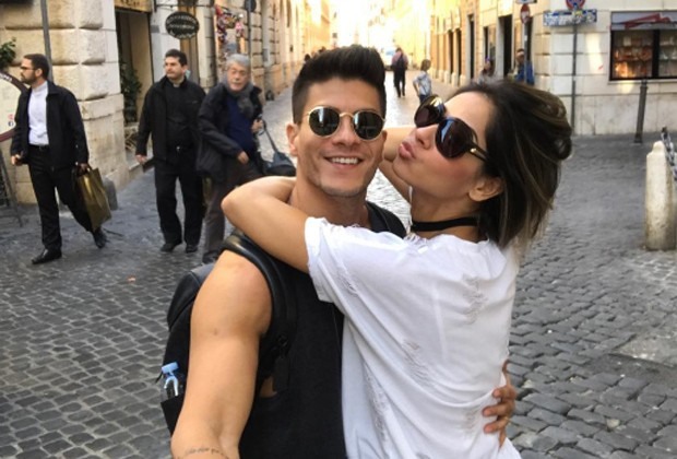 Arthur Aguiar e Mayra Cardi se divertem em Roma (Foto: Reprodução/Instagram)