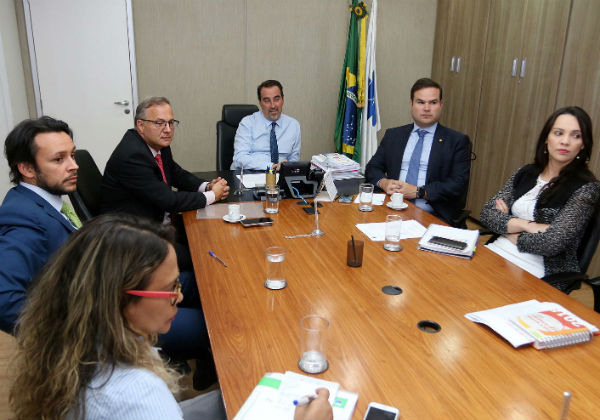 Resultado de imagem para Bahia busca ampliar os repasses federais para a saÃºde em mais R$ 520 milhÃµes