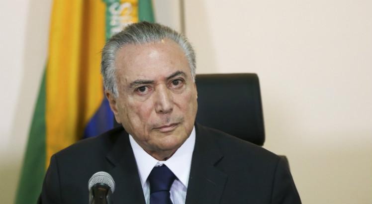 Resultado de imagem para Em vídeo,Temer diz que privatizações são corajosas e exalta ação do PIS/Pasep