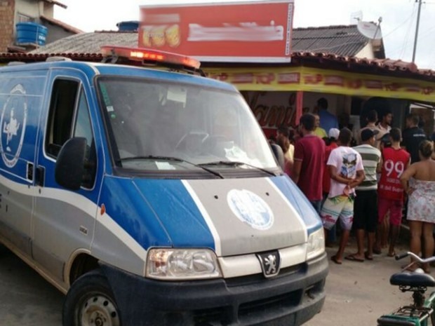 Bandido usou bicicleta para cometer crime e fugir na Bahia (Foto: Ronildo Brito / Teixeira News)