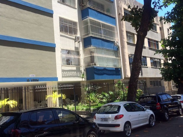 Assaltante escalou prédio na Barra em Salvador (Foto: Henrique Mendes/G1)