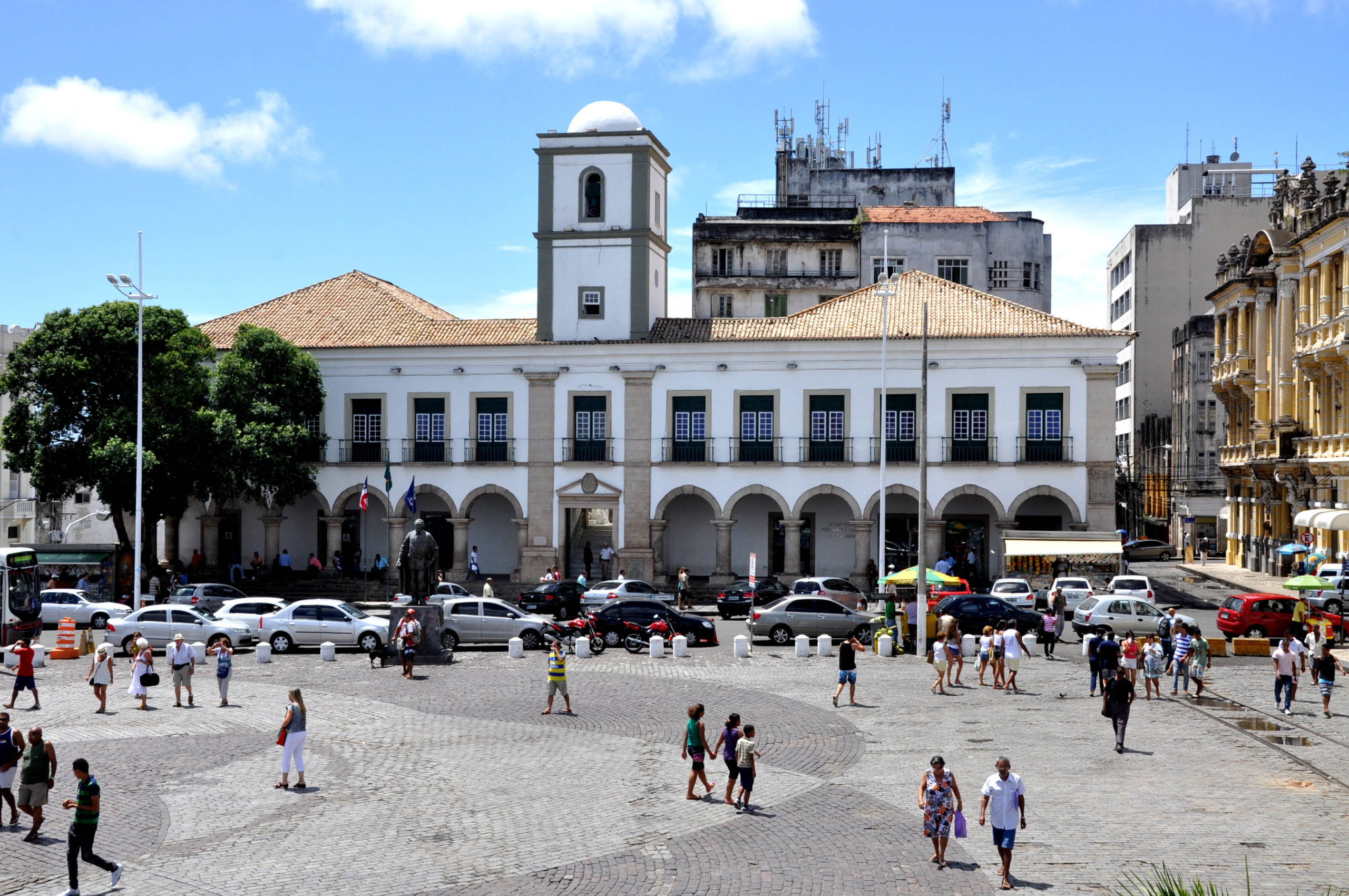 Resultado de imagem para fotos de plenario da camara municipal de salvador