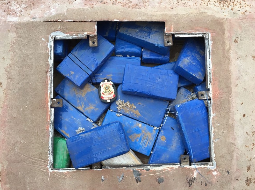 Cerca de 400 kg de cocaína foram apreendidos em Limeira (Foto: Polícia Federal)