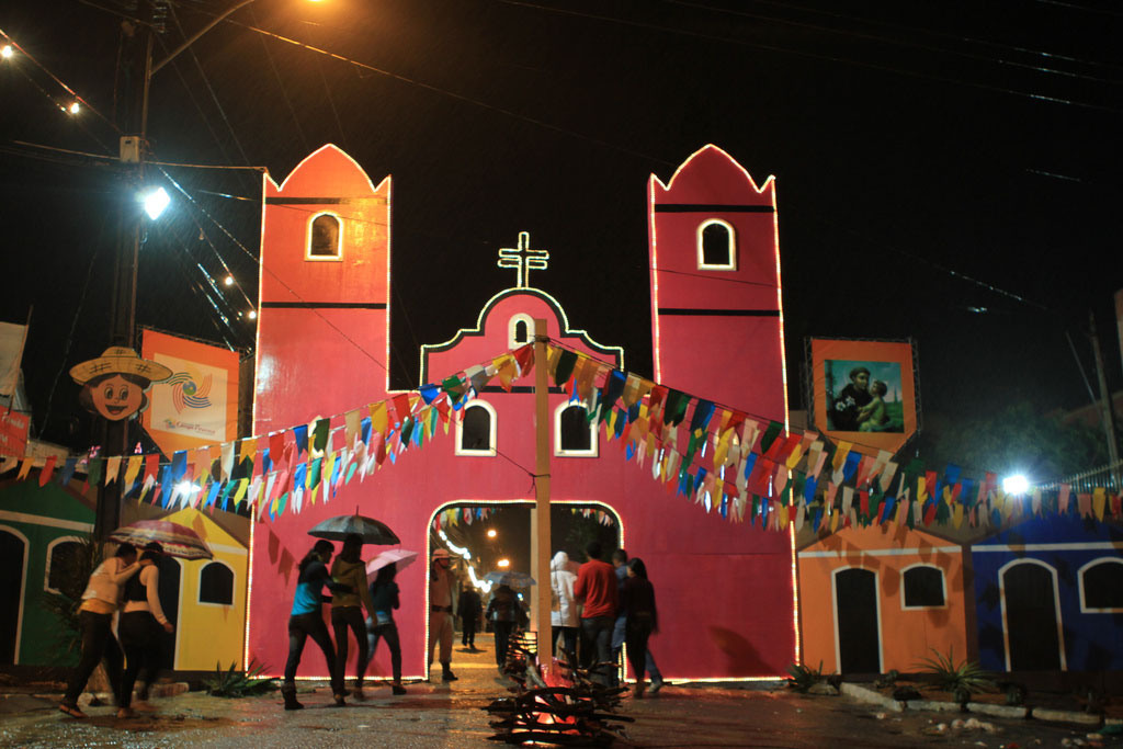 Resultado de imagem para fotos de sao joão na cidade de campo formoso na bahhia