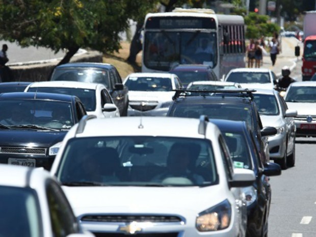 Veículos com placa de final 3 farão recadastramento (Foto: Divulgação/Detran)