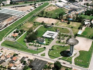 Empresa está instalada no Centro Industrial do Subaé, em Feira de Santana (Foto: Carlos Augusto / Estúdio Guta Jads)