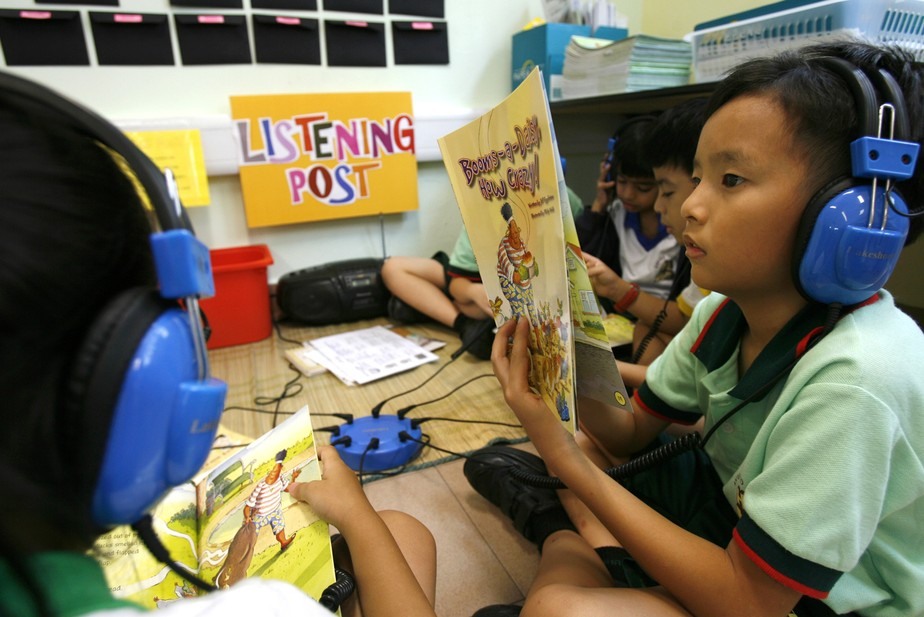 Brasil cai em ranking mundial de educação em ciências, leitura e matemática