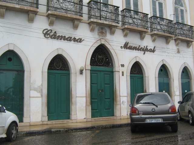 Resultado de imagem para fotos da camara municipal de valença na Bahia