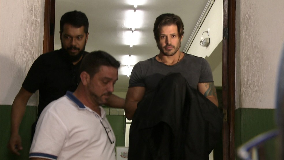 Ator Dado Dolabella Ã© preso em SP apÃ³s nÃ£o pagar pensÃ£o alimentÃ­cia a um dos filhos (Foto: ReproduÃ§Ã£o TV Globo)