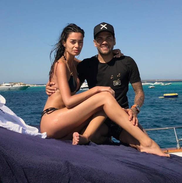 Dani Alves e Joana Sanz (Foto: Reprodução/Instagram)