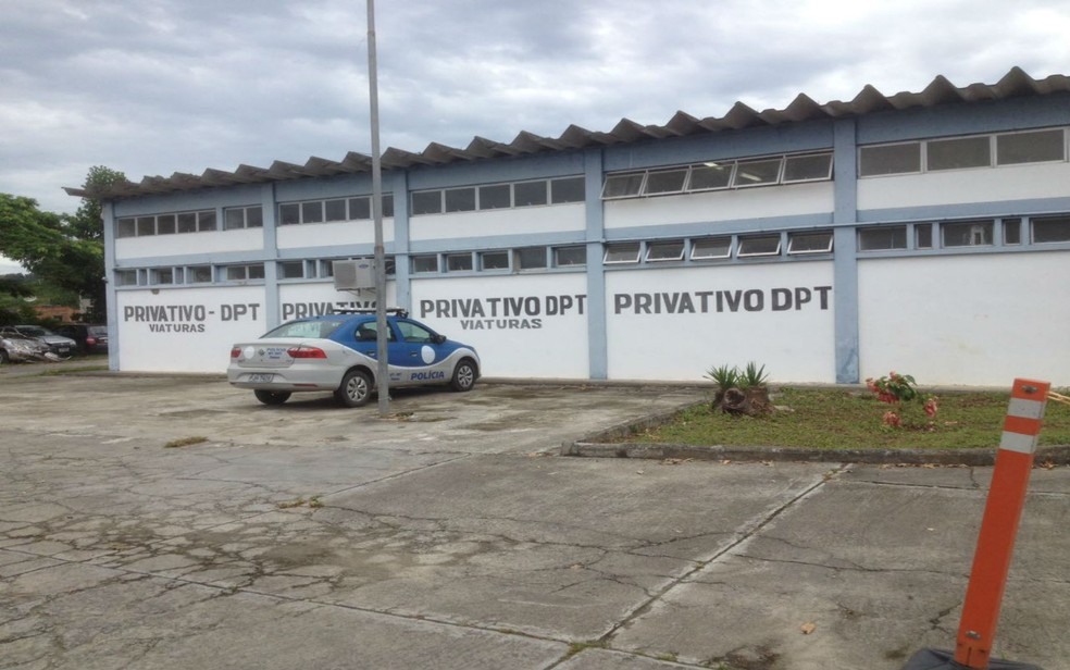 Garota fez exame de corpo de delito na delegacia de Itabuna (Foto: Valesca Lippel / TV Santa Cruz)