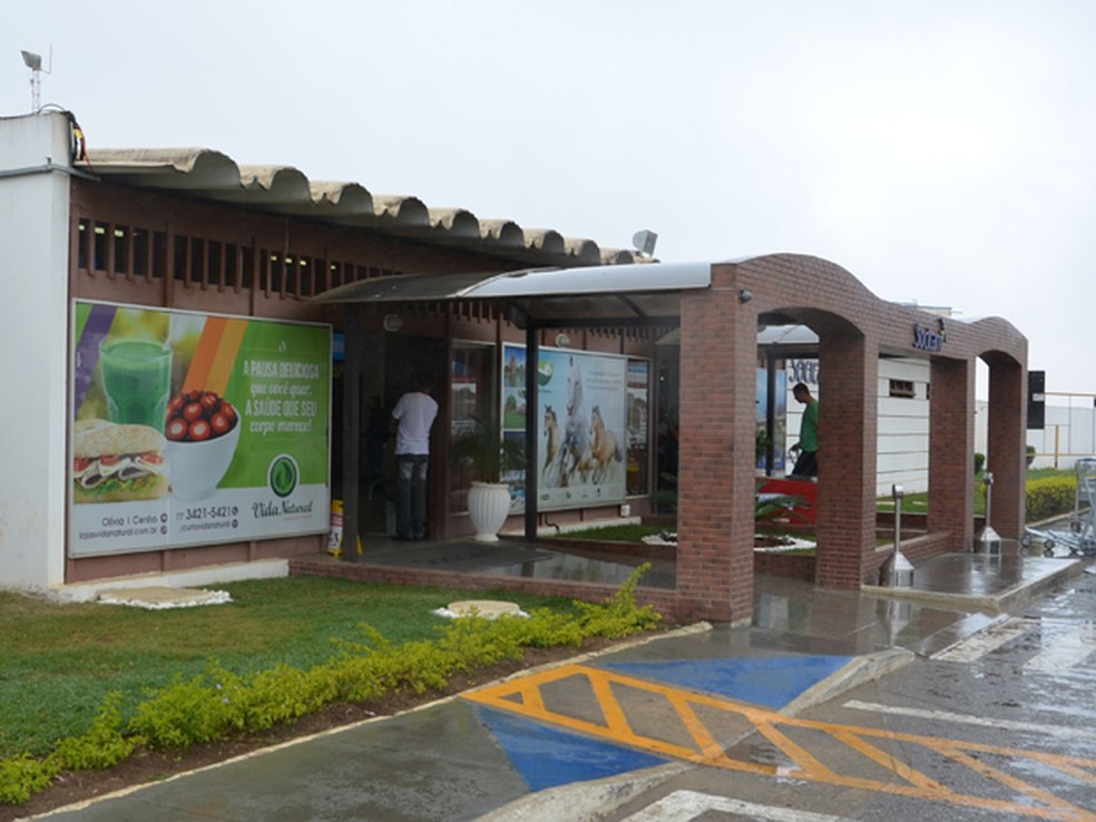 Aeroporto de Vitória da Conquista tem operação afetada por causa do mau tempo (Foto: Anderson Oliveira / Blog do Anderson)