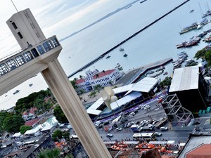 Resultado de imagem para Lavagem do Bonfim modifica trânsito em toda Cidade Baixa