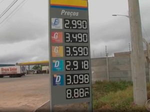 Preço do etanol também está mais barato em posto da rodovia (Foto: Reprodução/ TV Bahia)