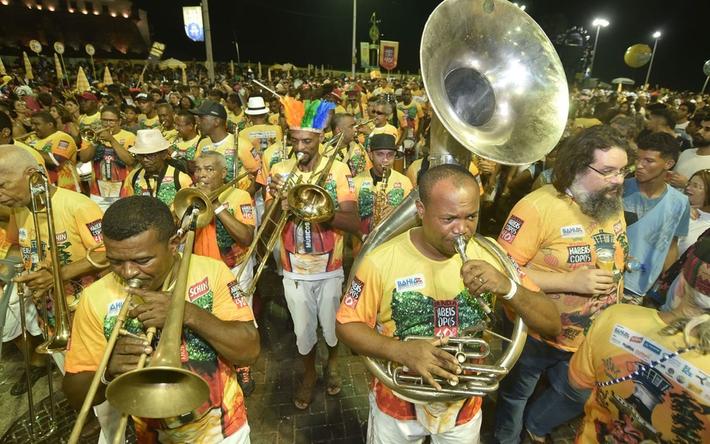 Habeas Copos anima 4Âº dia de festa do prÃ©-carnaval de Salvador â?? Foto: Max Haack/Ag Haack