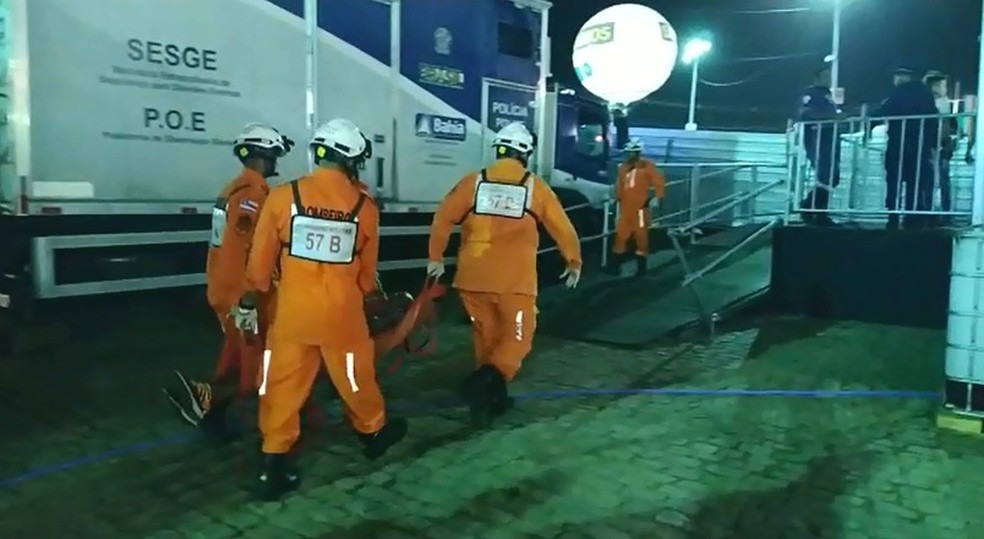 Equipes do Corpo de Bombeiros realizaram atendimento Ã s vÃ­timas â?? Foto: DivulgaÃ§Ã£o/Corpo de Bombeiros