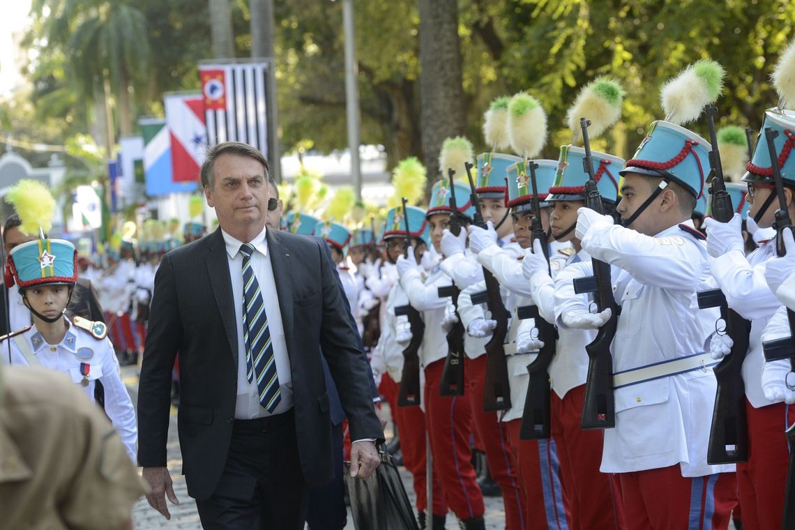 O presidente Jair Bolsonaro participa das comemoraÃ§Ãµes dos 130 anos do ColÃ©gio Militar do Rio de Janeiro.