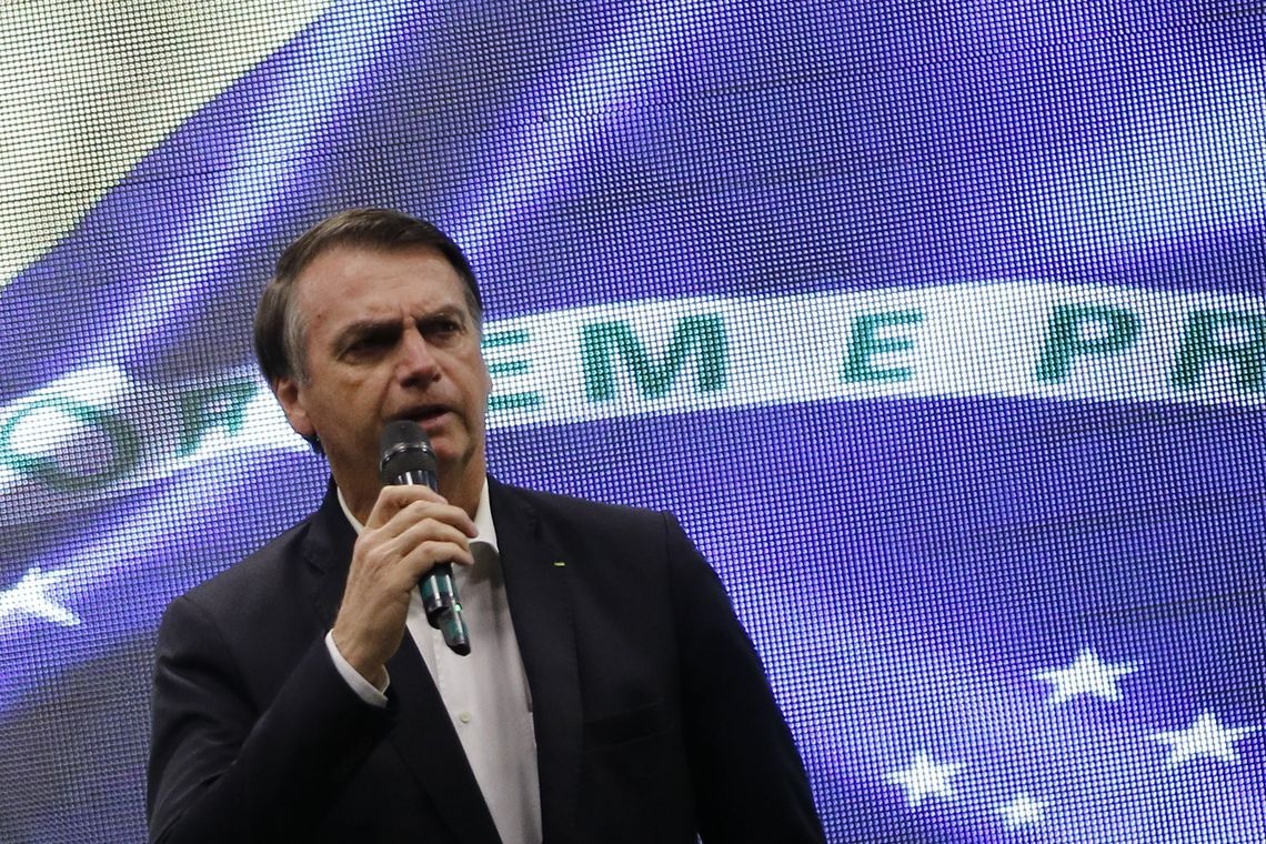 O presidente da RepÃºblica, Jair Bolsonaro,e a primeira dama, Michele Bolsonaro, assistem ao culto na Igreja Batista Atitude. 