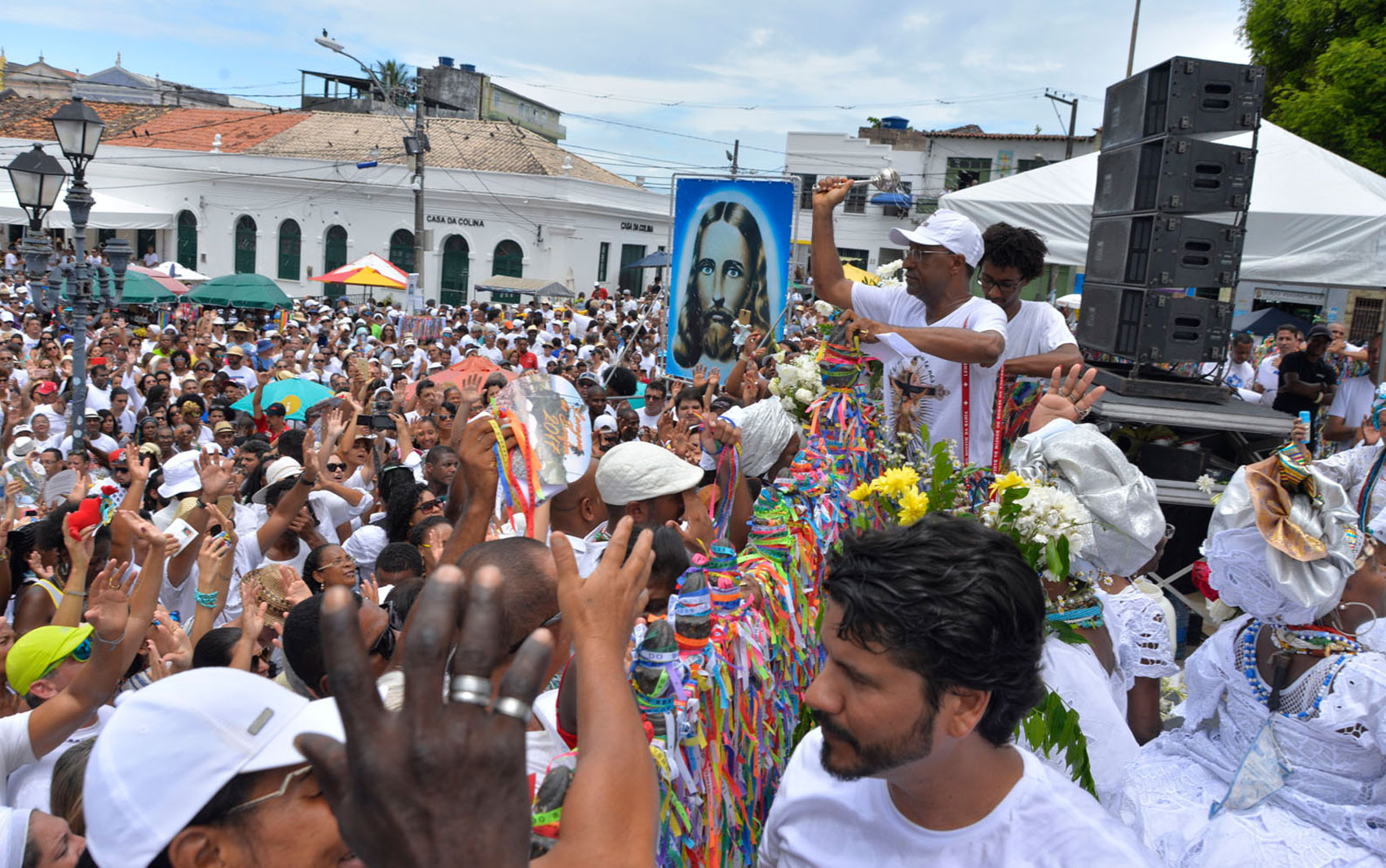 Resultado de imagem para fotos da lavagem do bonfim