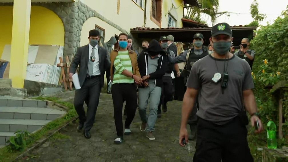 Filhos de Flordelis são presos por suspeita no envolvimento na morte do pastor Anderson do Carmo — Foto: Reprodução / TV Globo