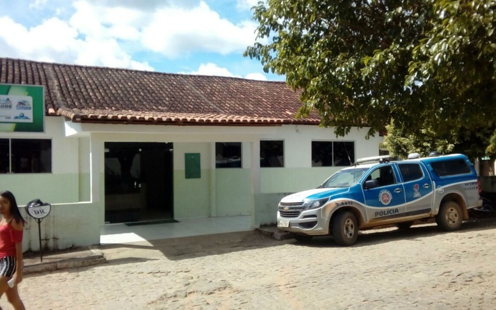 Menino de 2 anos chegou a ser socorrido e foi levado para hospital, mas jÃ¡ chegou sem vida Ã  unidade (Foto: Blog Ãgua Preta News)