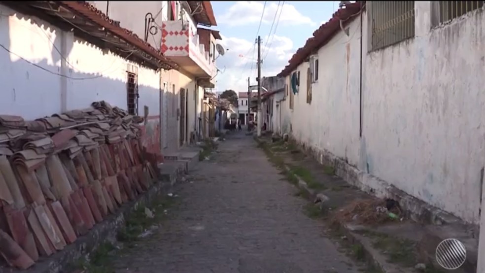 Crime ocorreu na Rua Chile, em Feira de Santana (Foto: ReproduÃ§Ã£o/TV SubaÃ©)