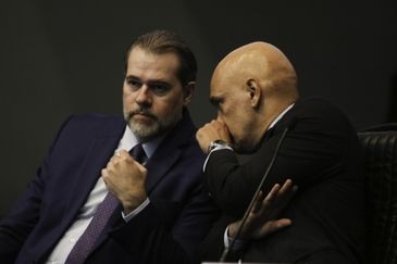 O presidente do Supremo Tribunal Federal (STF), Dias Toffoli, e o ministro do STF Alexandre de Moraes durante abertura do SeminÃ¡rio PolÃ­ticas JudiciÃ¡rias e SeguranÃ§a PÃºblica.