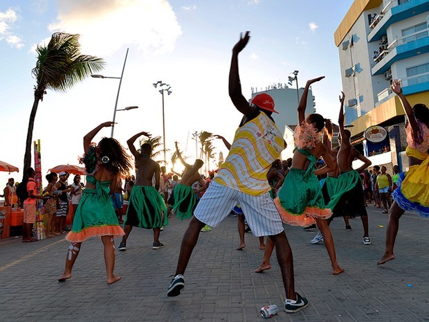 Resultado de imagem para festa prÃ©-carnaval salvador