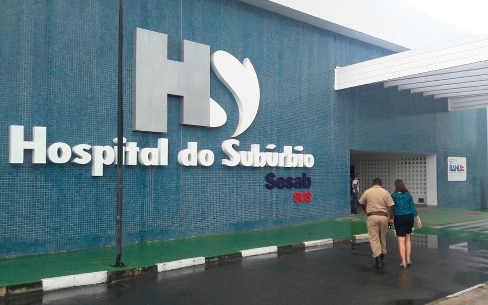 Soldado estava na UTI do Hospital do SubÃºrbio desde a sexta-feira (27), quando passou mal em teste do Bope  (Foto: Vanderson Nascimento/ TV Bahia)