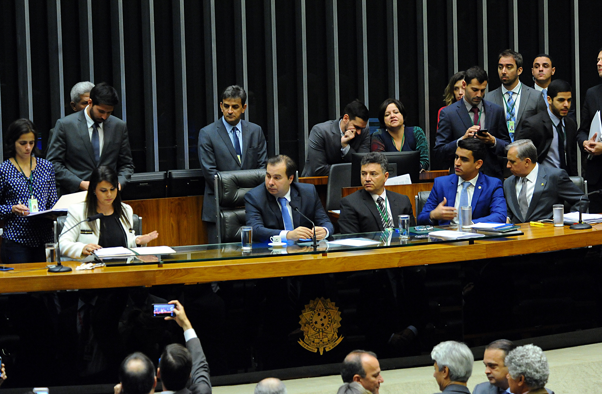 Dep. Mariana Carvalho (PSDB-RO) lê em Plenário, a denúncia encaminhada pelo Supremo Tribunal Federal (STF) contra o presidente da República, Michel Temer, por corrupção passiva