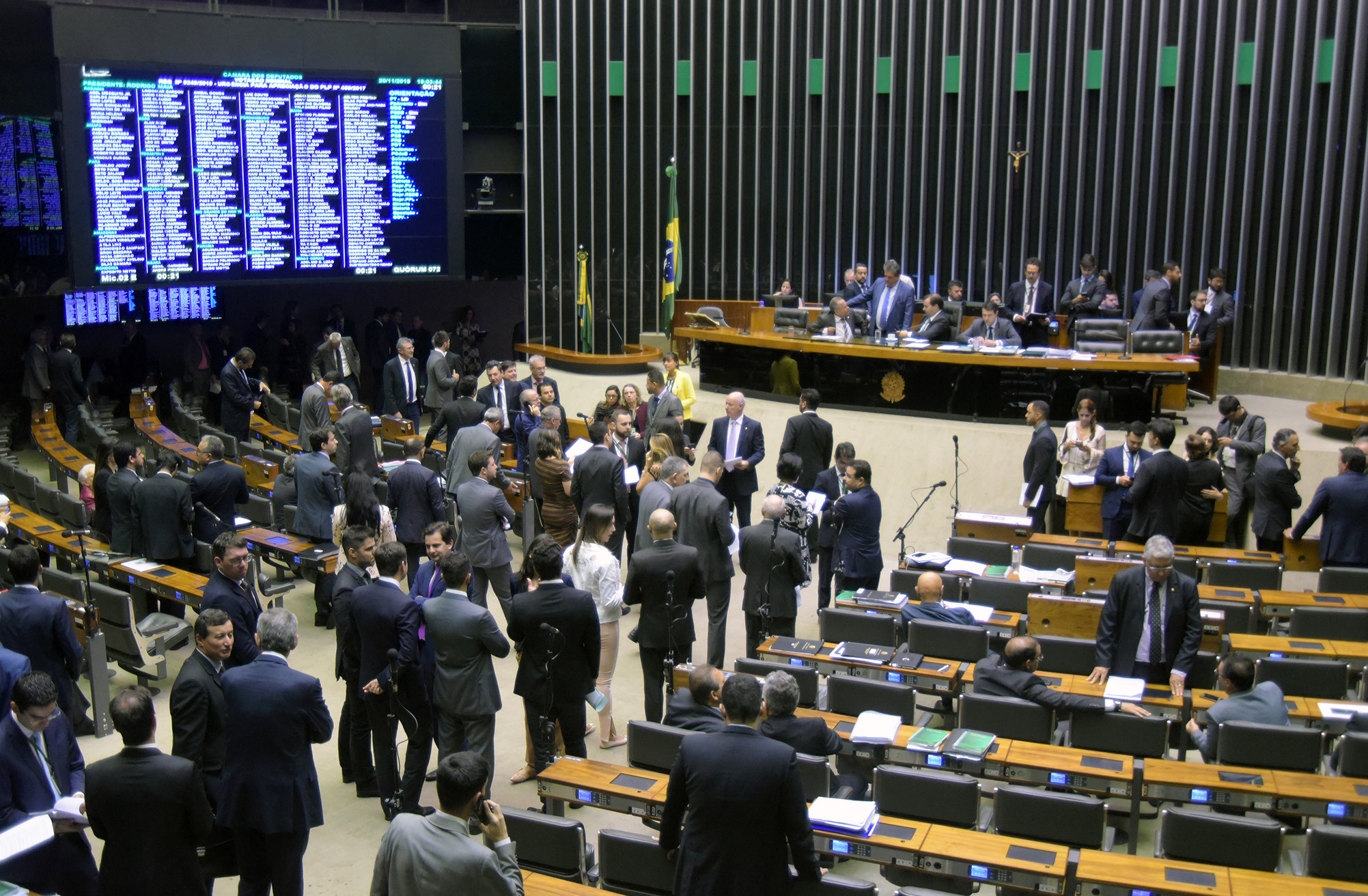 Resultado de imagem para CÃ¢mara aprova MP que destina parte de recursos de loterias Ã  seguranÃ§a