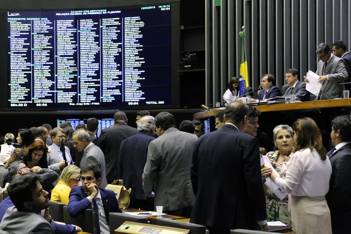 PlenÃ¡rio da CÃ¢mara dos Deputados durante sessÃ£o para discussÃ£o e votaÃ§Ã£o de diversos projetos.