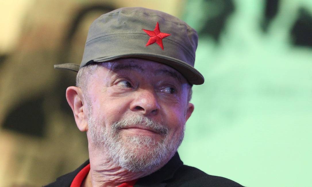 Resultado de imagem para fotos de lula