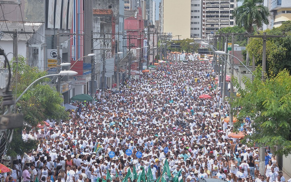 Fiéis em cortejo pelas ruas da Cidade Baixa, em Salvador Festa do Senhor do Bonfim  (Foto: Max Haack/Ag Haack)