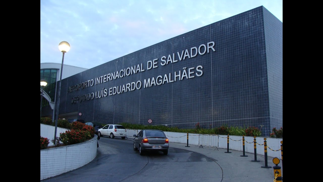 Resultado de imagem para Aeroporto Internacional de Salvador