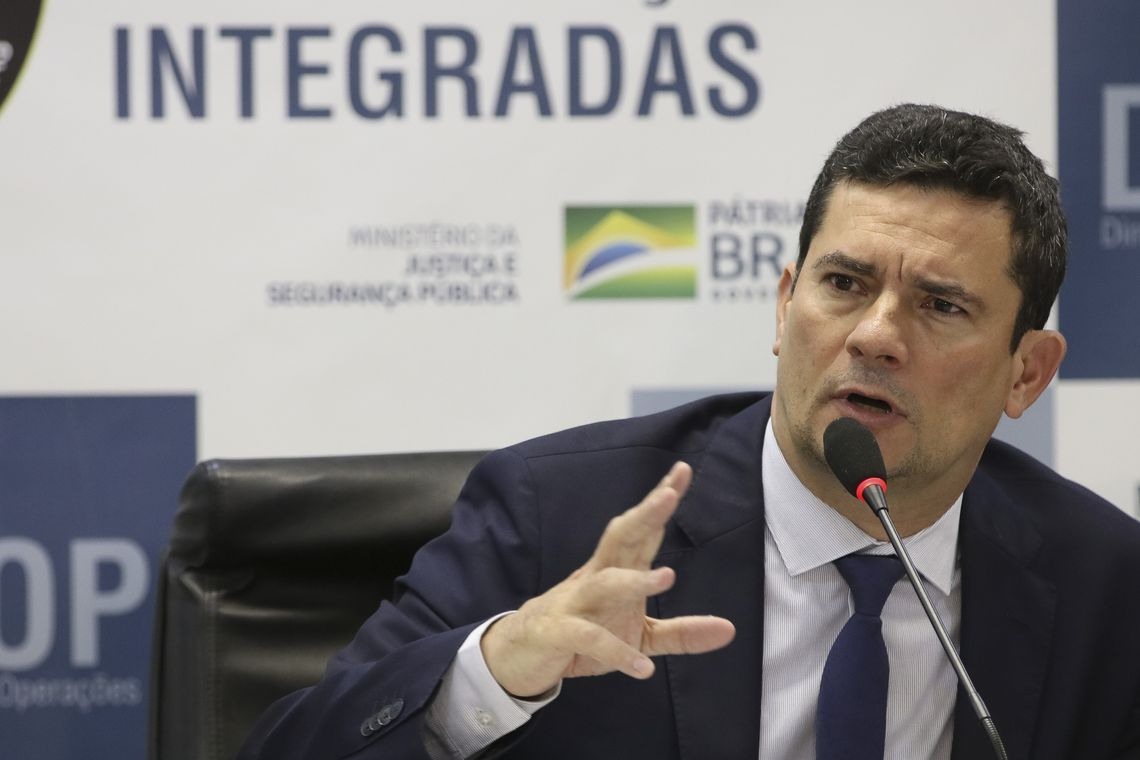 O ministro da JustiÃ§a e SeguranÃ§a PÃºblica, Sergio Moro, fala sobre a  OperaÃ§Ã£o Luz da InfÃ¢ncia 4, que cumpre mandados de busca e apreensÃ£o contra acusados de crimes de abuso e exploraÃ§Ã£o sexual de crianÃ§as e adolescentes na internet.